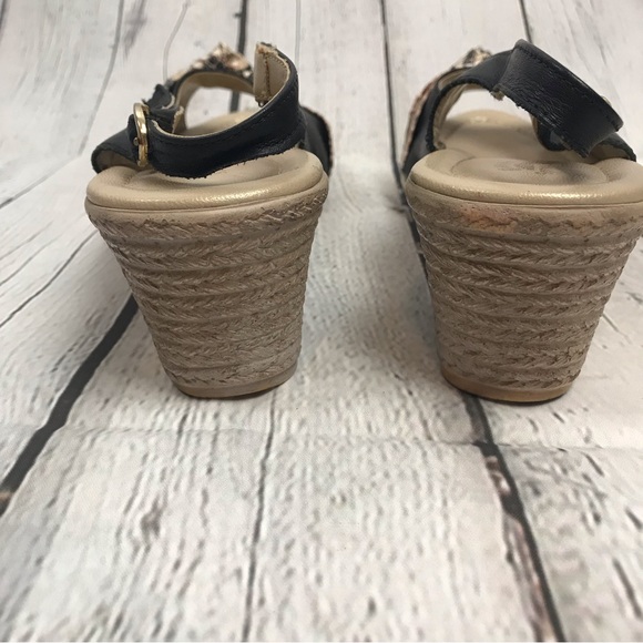 Spring Step Comfort Wedges Heels Sandals with Faux Snake Skin - Picture 3 of 5